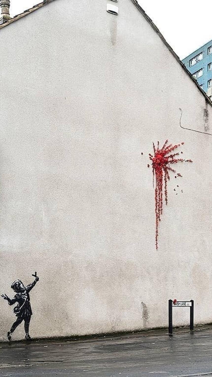 Banksy je kroz novi mural još jednom poslao snažnu poruku o ljubavi  