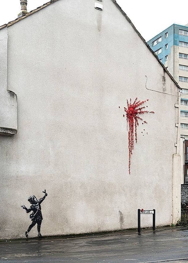 Banksy je kroz novi mural još jednom poslao snažnu poruku o ljubavi  