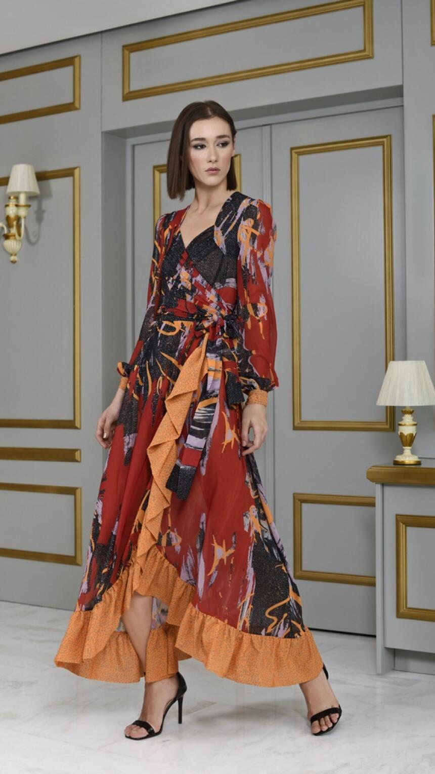 Pogledajte kompletan lookbook Belma Tvico kolekcije predstavljene na jučerašnjem showroomu u Sarajevu
