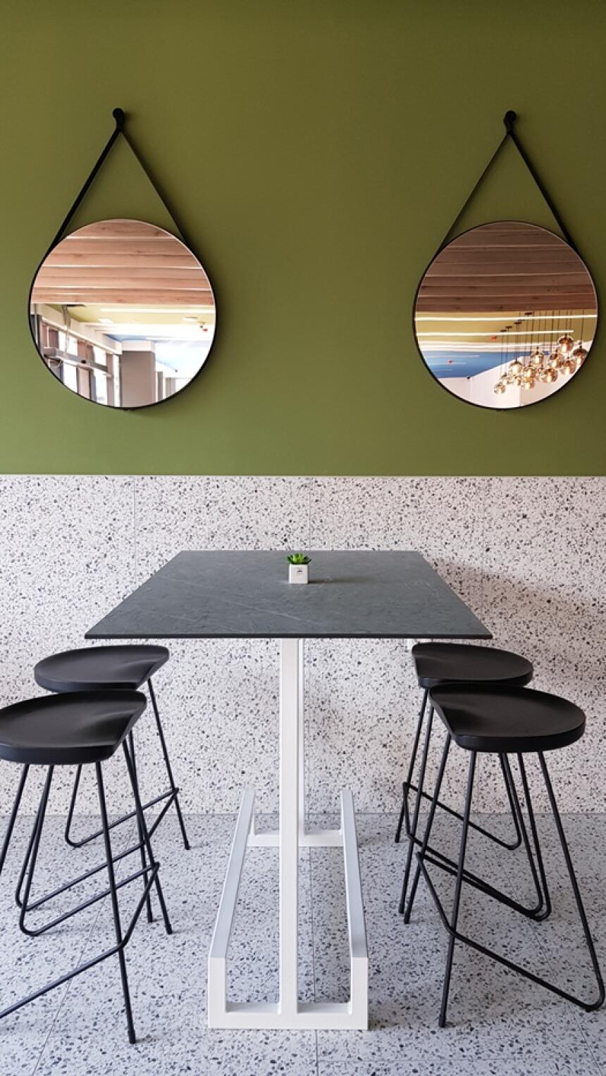 Zavirili smo u preuređeni snack & caffe bar Foody u Mostaru čije uređenje potpisuju dvije bh.arhitektice