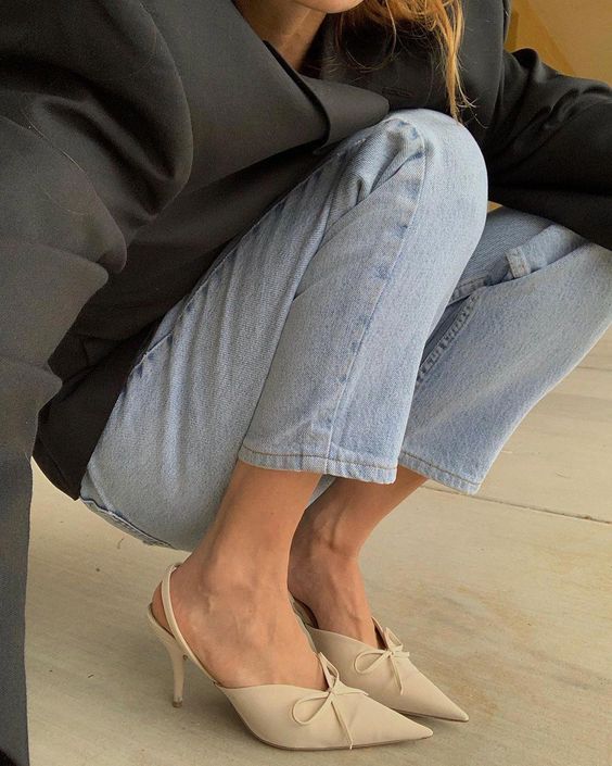 Cipele s mašnom bit će popularne ove sezone. Pronašli smo najljepše modele. 