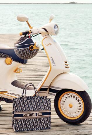 Dior x Vespa: Ovo je najslađa suradnja sezone! 