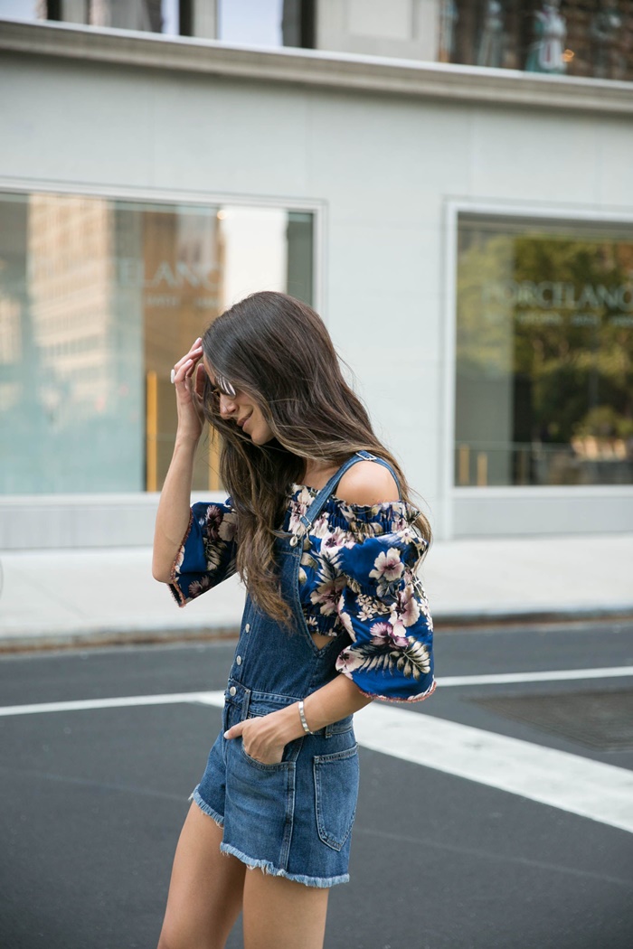 Jeans kombinezon - urban i trendi artikl idealan za svakodnevne casual kombinacije