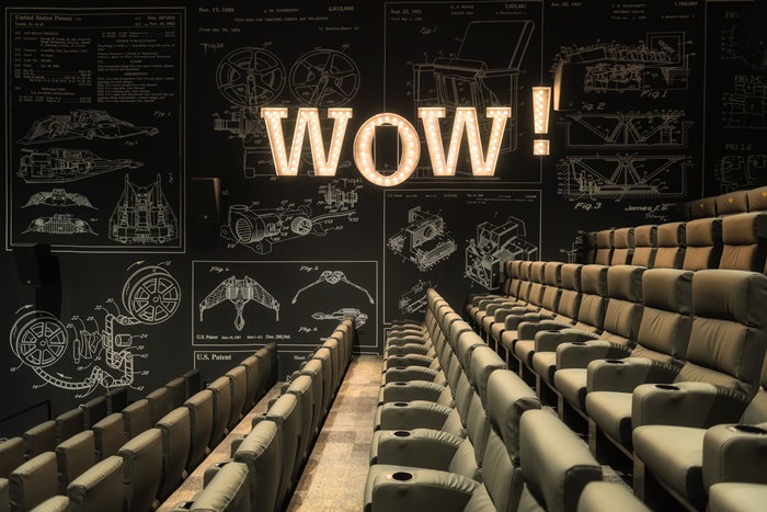 U CineStar Cinemas u Sarajevu očekuju vas dizajnerske filmske lože, royal beds ležajevi za dvoje i još mnoštvo sadržaja!
