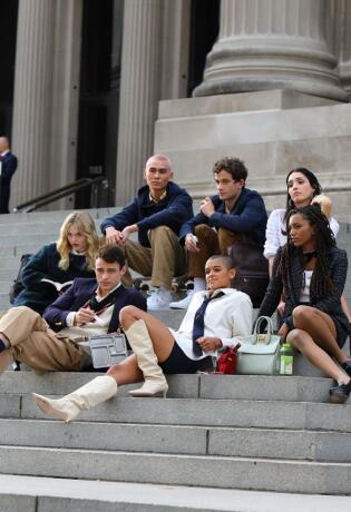 Spotted: Pogledajte prve kombinacije sa seta snimanja novih epizoda serije Gossip Girl!