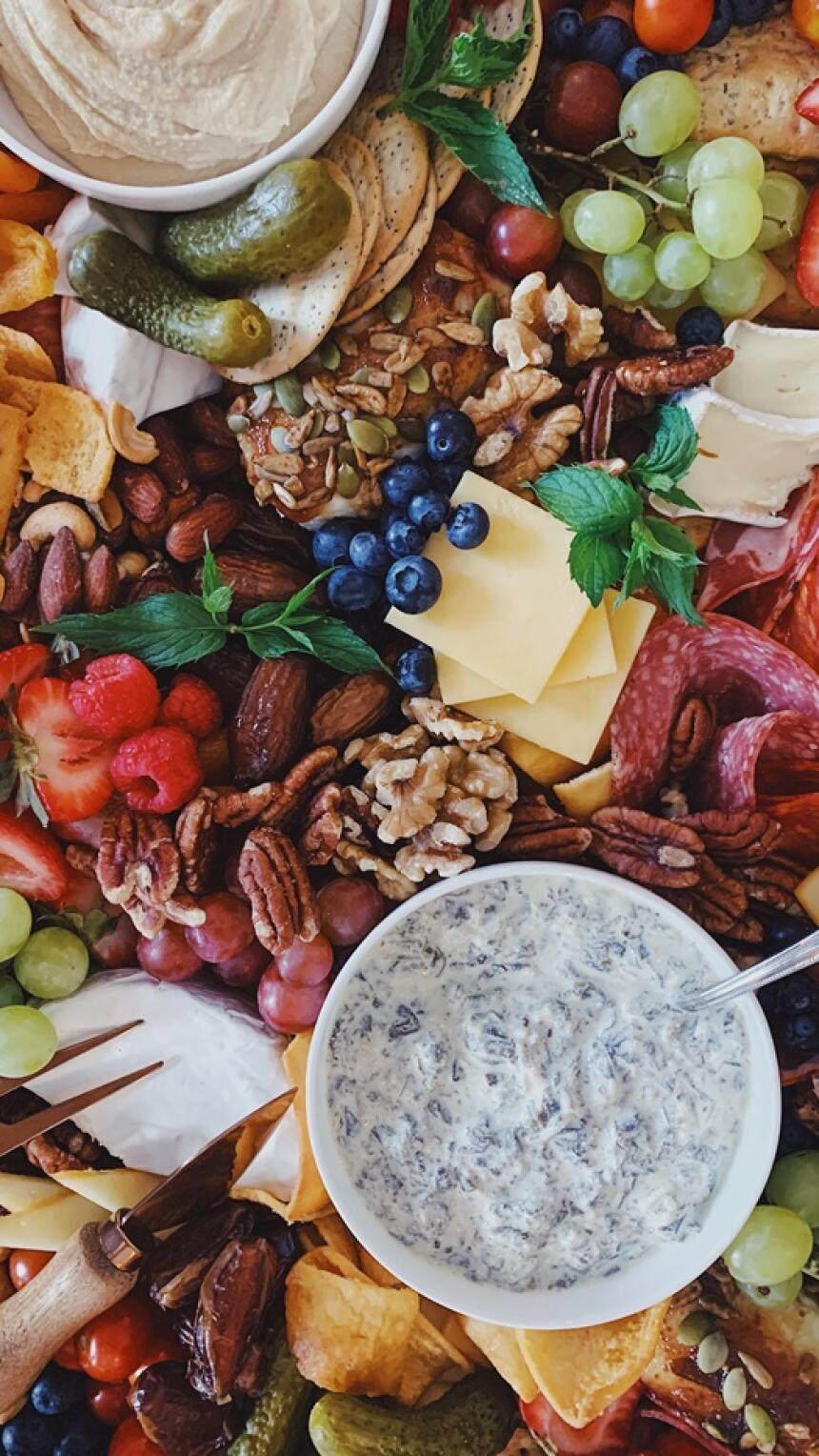 Kako kreirati platu od sira koja će oduševiti sve goste? Imamo par trikova!