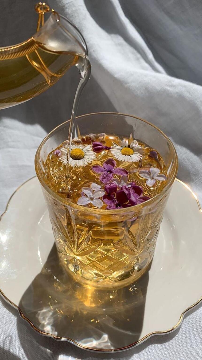 Zaboravite na Dalgona kavu, ovaj napitak s čajem novi je Instagram trend!