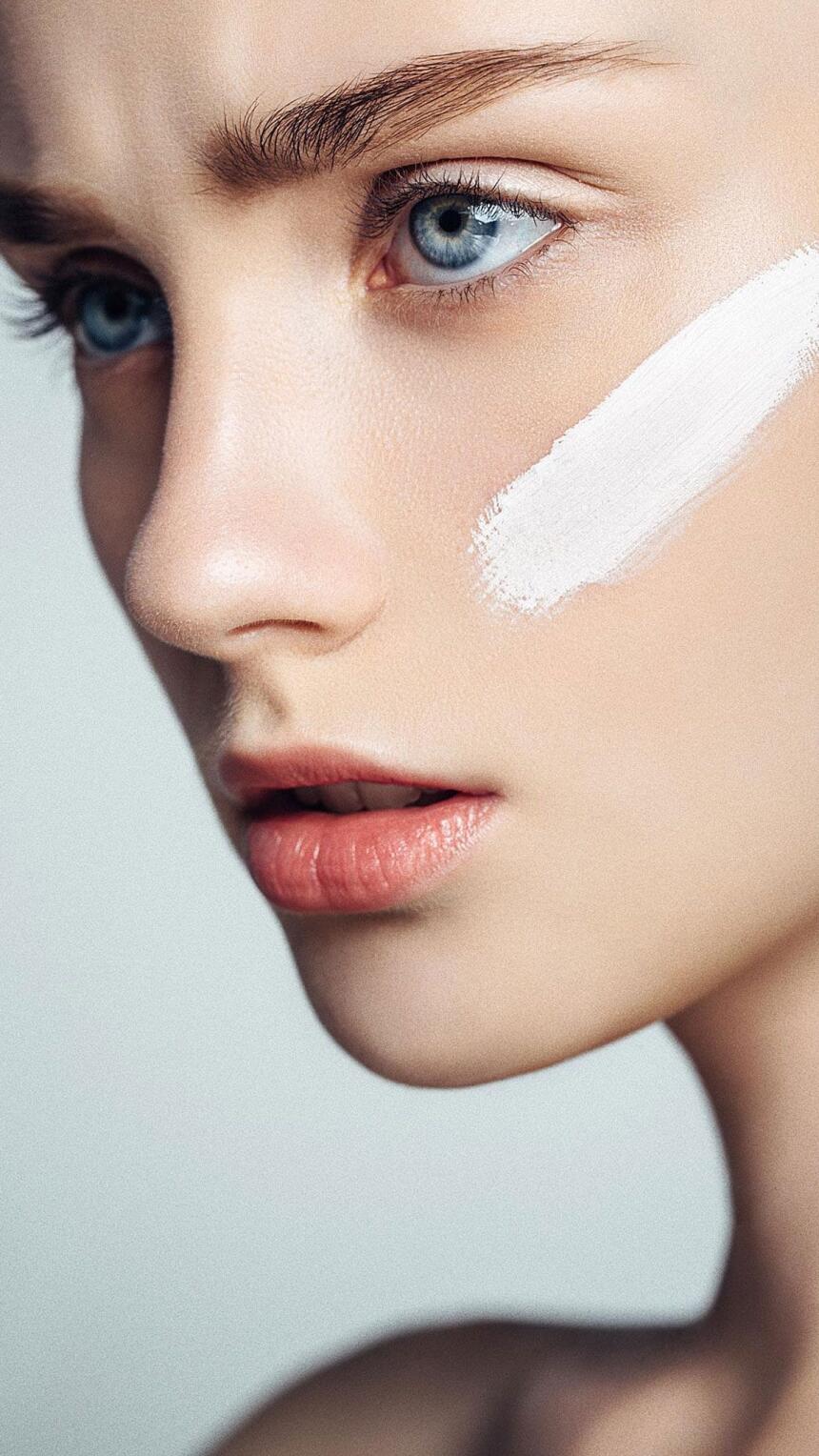 BONJOUR.beauty vodič: Sve što trebate znati o njezi kože, skincare sastojcima i dnevnoj rutini 