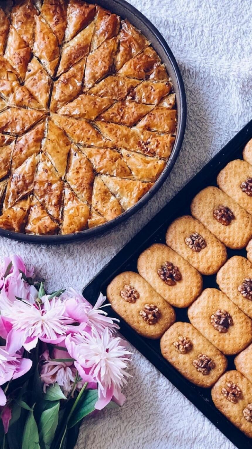 Jednostavni recepti za 2 bogate, sočne i ukusne tradicionalne slastice čijim okusima ćete teško odoljeti