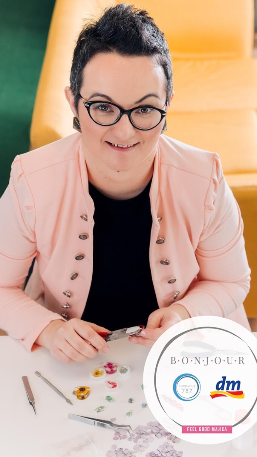 Sunita Dizdar Hodžić nam je otkrila sve detalje o Flora Handmade nakitu koji ručno izrađuje od suhog cvijeća