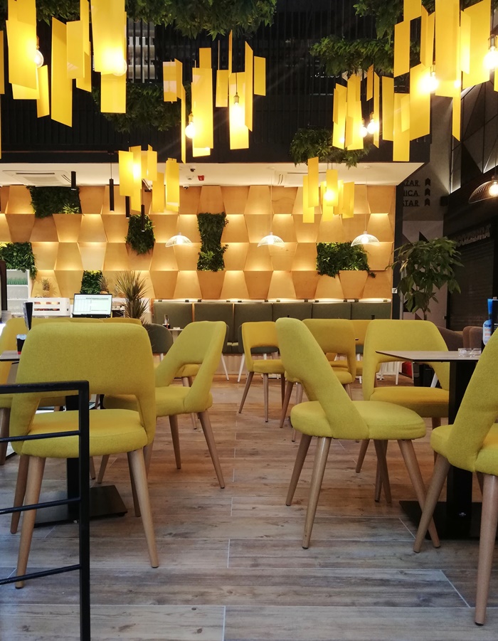 Zavirili smo u novi juice bar u Bingo City Center u Sarajevu čije koloristično uređenje potpisuje DESIGNITEKT STUDIO