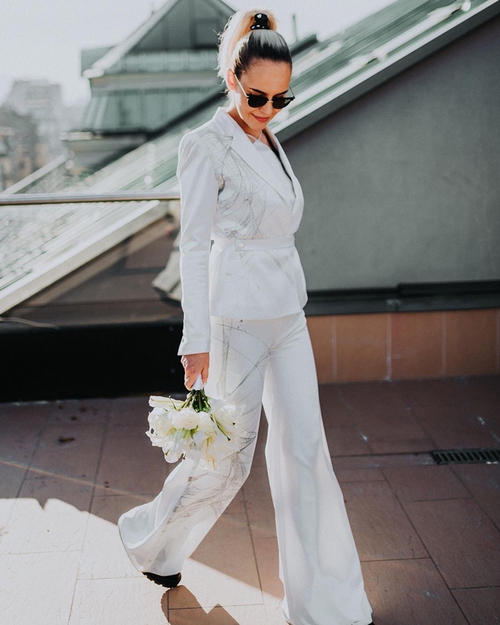Lila je za svoje vjenčanje u Sarajevu birala Plusminus odijelo i da, zaljubili smo se u ovaj wedding look!