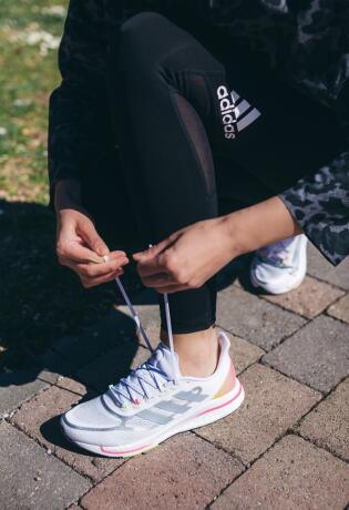 Među prvima smo isprobali adidas SUPERNOVA + W tenisice za trčanje i saznali zašto ovih dana o njima svi pričaju