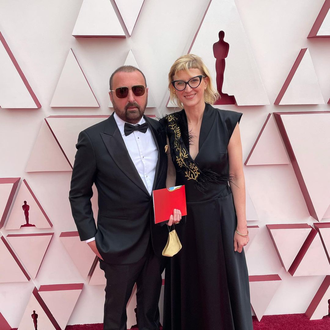 Jasmila Žbanić u haljini bh. dizajnerice na crvenom tepihu dodjele nagrade Oscar u Los Angelesu
