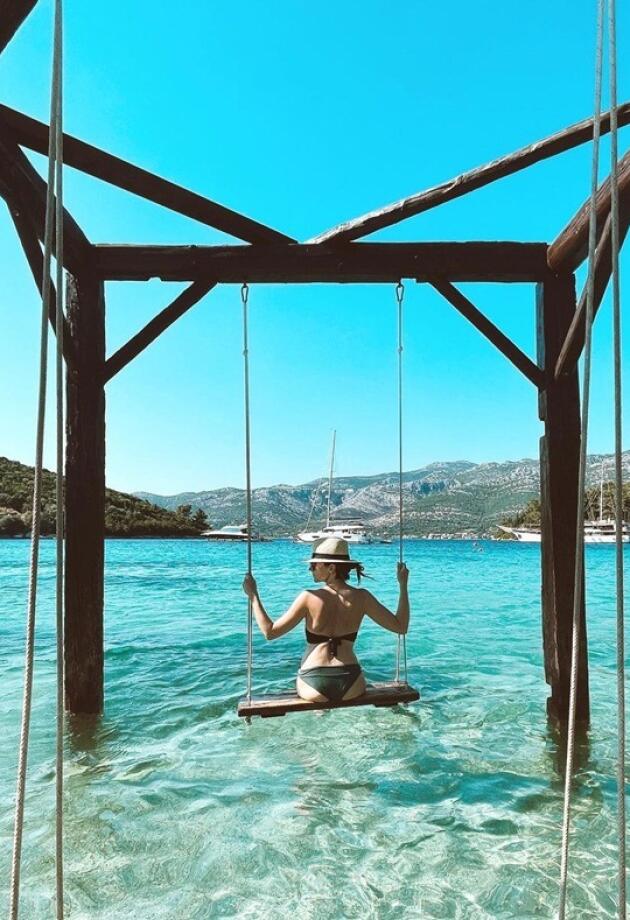 Nova ljuljačka na Korčuli fotogenično je mjesto koje želimo posjetiti