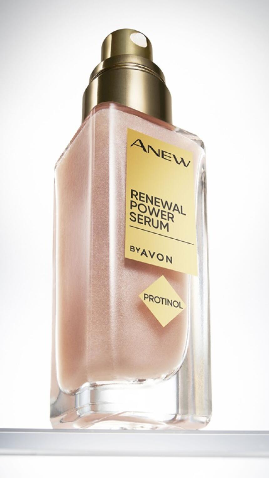 10 Bonjour.ba čitateljica isprobalo je novi, revolucionarni Anew Renewal Power serum za lice. Ovo su njihovi dojmovi.