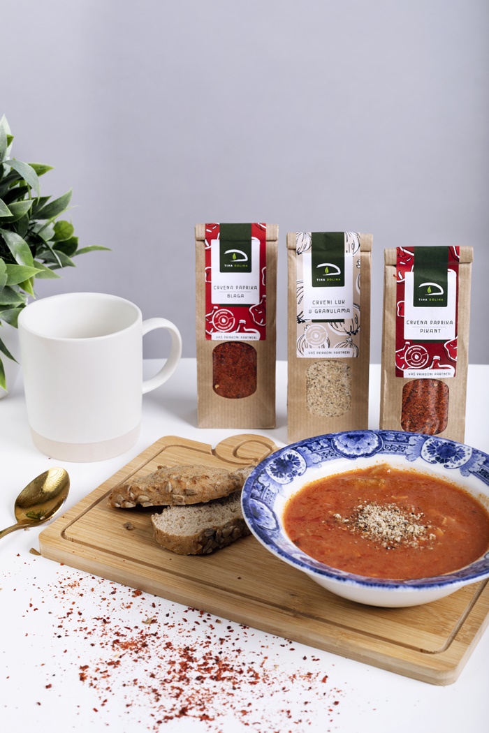 Tiha Dolina porodična je priča izrade organskih začina koji će svakom jelu dati posebnu gourmet notu