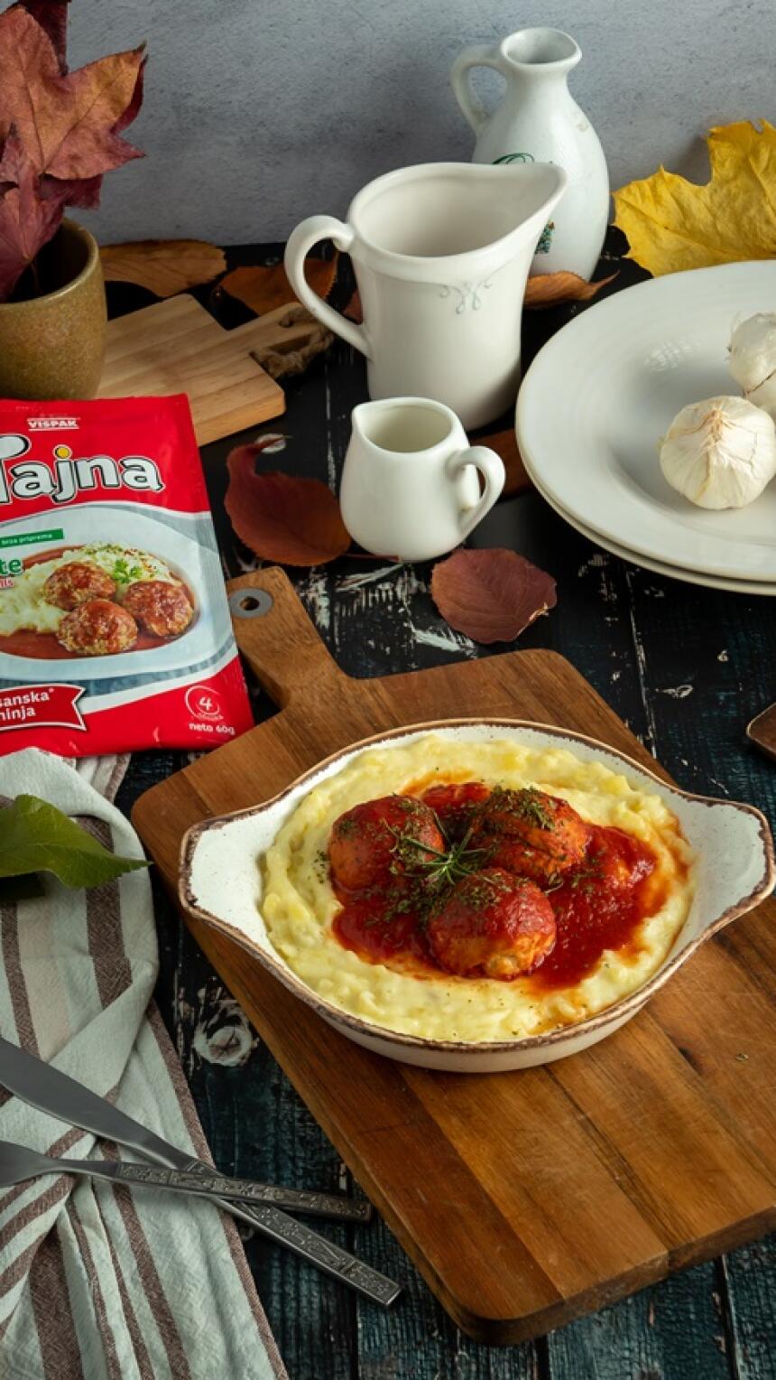 Vikend gastro preporuka: Sočne i pikantne pureće ćufte u paradajz sosu