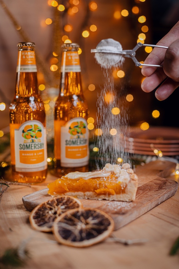 U kuhinji kod Mirana Karića: Prhka Somersby krostata je sve što nam treba ovih blagdana!