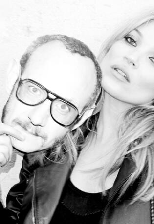 Video: Kate Moss pokušava pobjeći u Mango odjeći