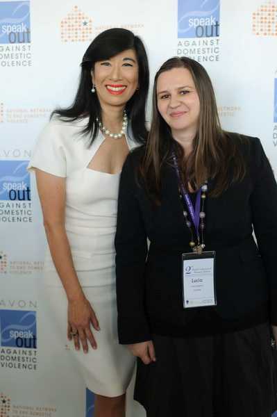 avon_lucija