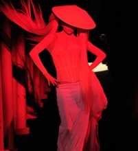 PFW: Mugler, Zac Posen, Gareth Pugh, Dries Van Noten