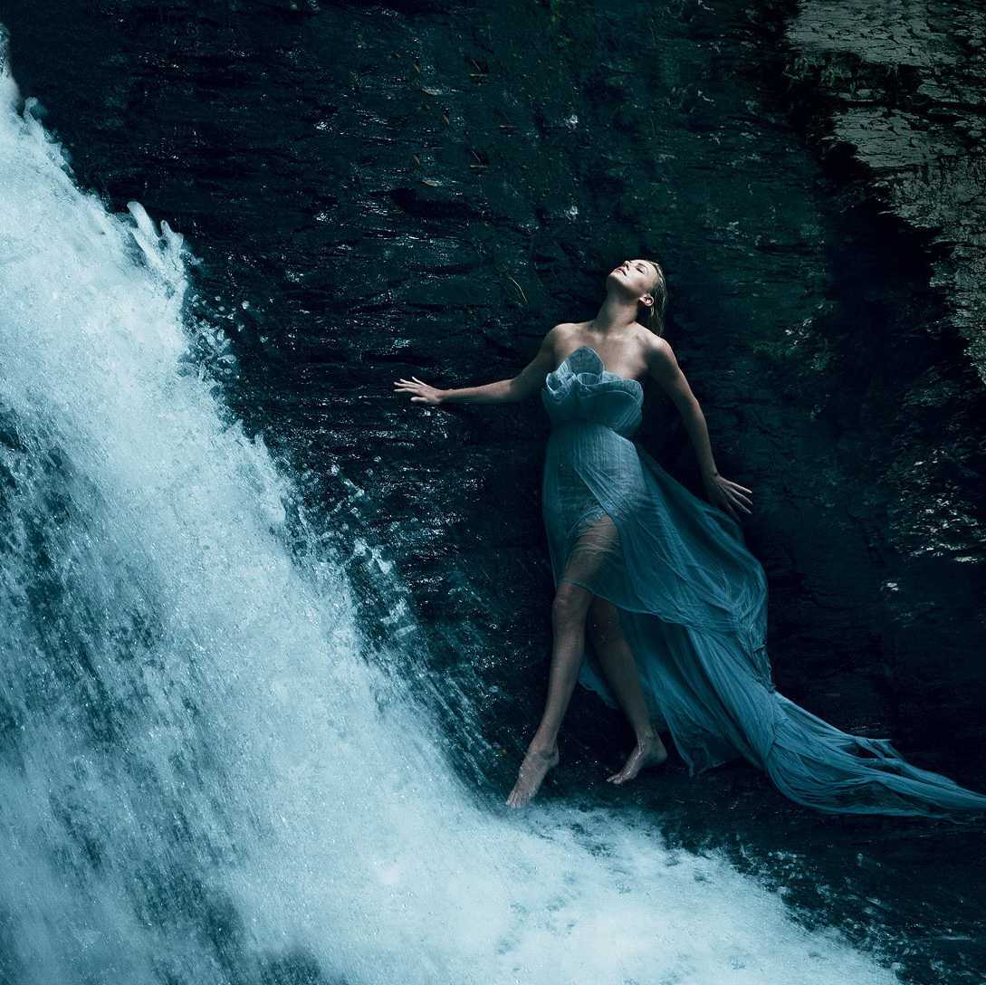 Charlize poput morske vile