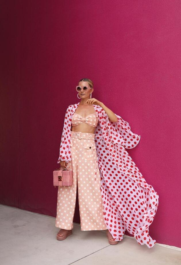 Ovo ljeto nosimo zaigrane točkice, a ZARA u svojoj ponudi ima dva neodoljiva modela
