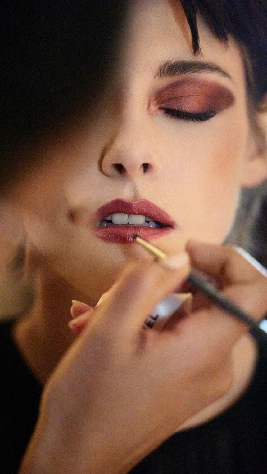 Kreirajte odvažan makeup look uz CHANEL novitete sa zagasitim jesenskim tonovima