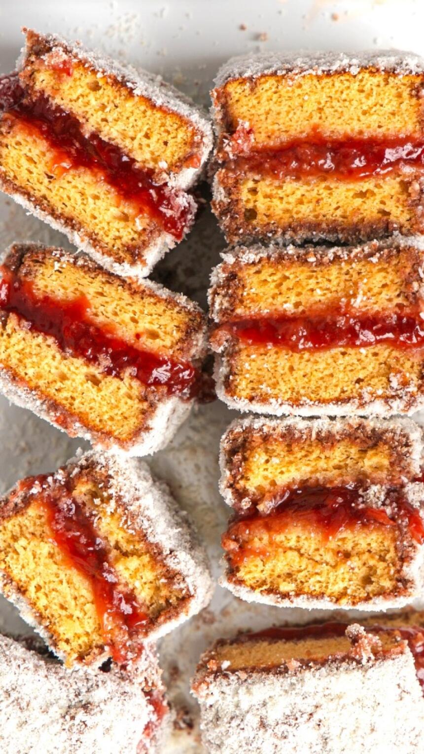 Evo zašto je Lamington s džemom od jagoda nova opsesija sladokusaca! Imamo recept.