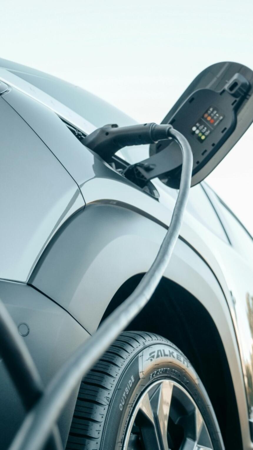Sarajevo vozi prema budućnosti s električnim vozilima. Donosimo više detalja.