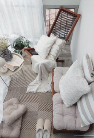 Melisa je mali balkon s pogledom na Sarajevo pretvorila u proljetni hedonistički kutak