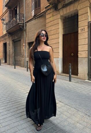 H&M maxi haljina koju ćete lako nadograditi za jesenski look