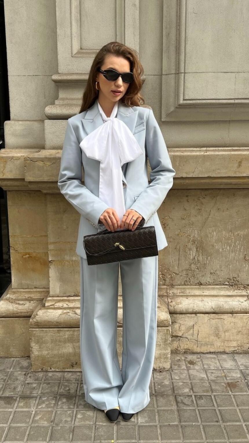 Poslovna modna revolucija: 8 bluza koje morate imati za odvažan uredski look
