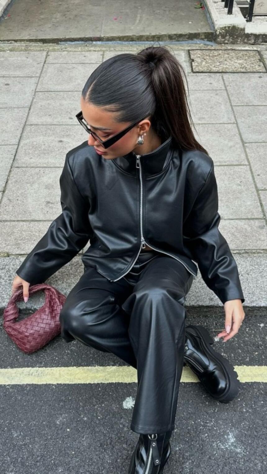 Odvažni kožni outfit zbog kojeg ćete požuriti u H&M dućan