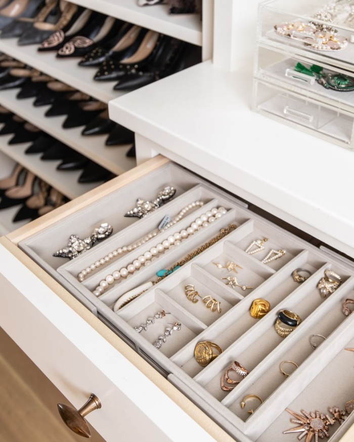 Viralne IKEA organizatore za nakit sada ima i Sinsay po pristupačnoj cijeni