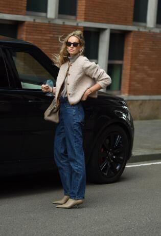ZARA ima jeans hlače u kojima ste spremni vladati uredskim kodeksom odijevanja