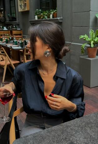 ZARA: Jedna košulja u 5 boja koja je savršena za svaki poslovni dan