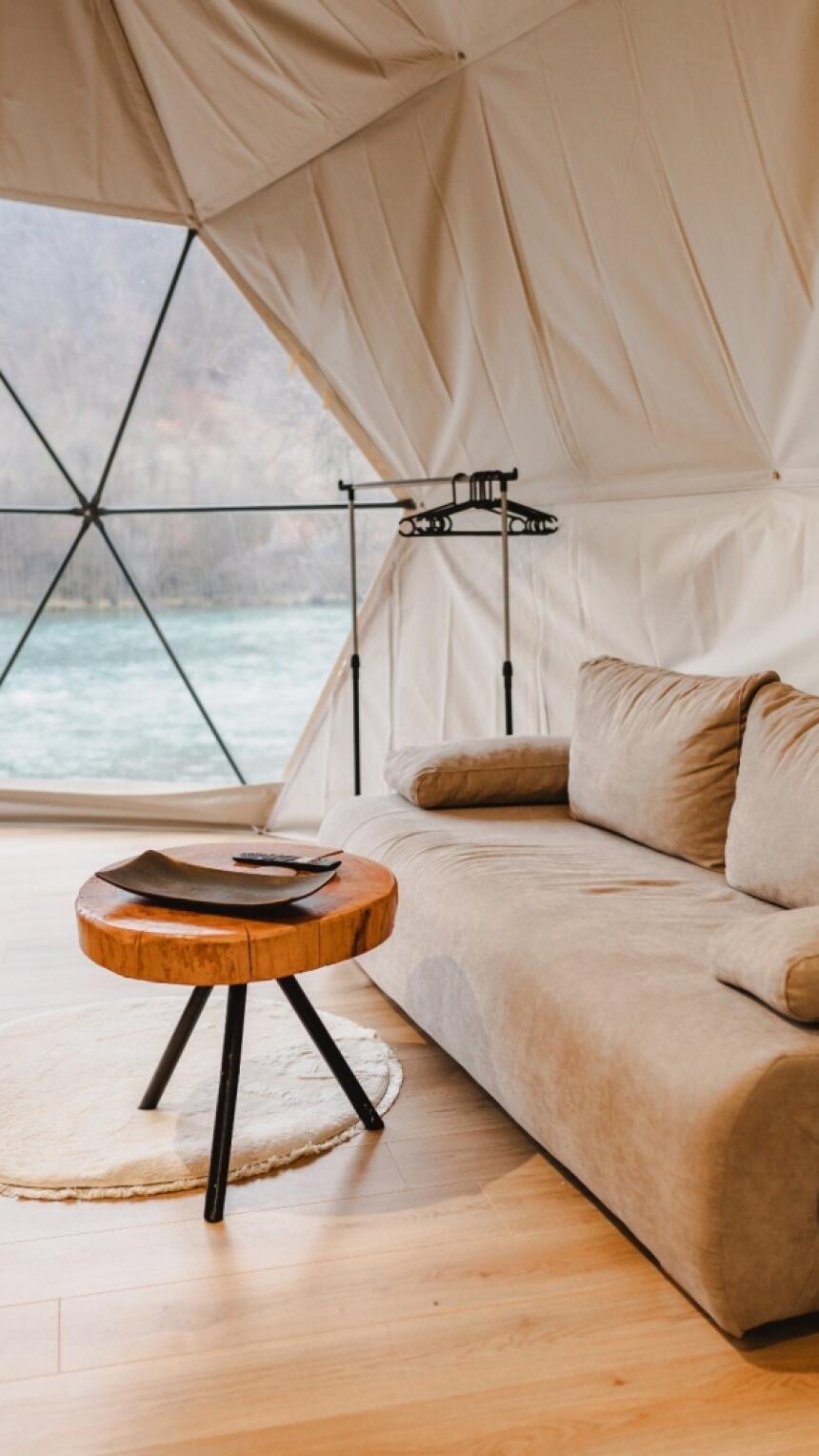 Na samo 2h od Sarajeva nalazi se Glamping raj kraj rijeke koji morate doživjeti