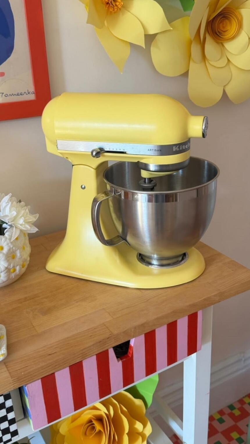 Najpoželjniji dodatak svake kuhinje, od sada i vaše: KitchenAid predstavio boju godine