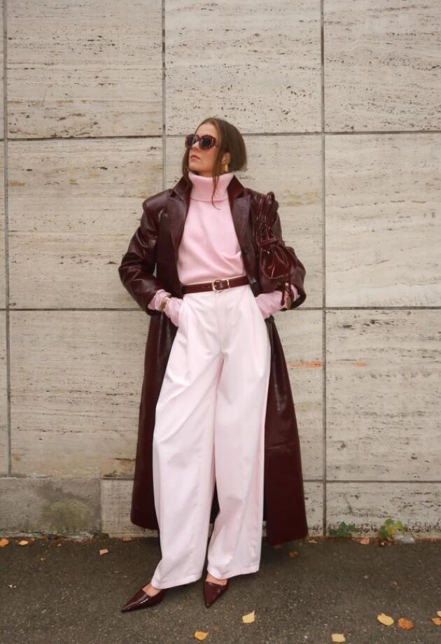 Burgundy zadržavamo i kroz proljetne kombinacije i dodajemo joj roza. Evo kako.