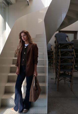 Kreirali smo za vas kompletan office look sa 4 Stradivarius favorita