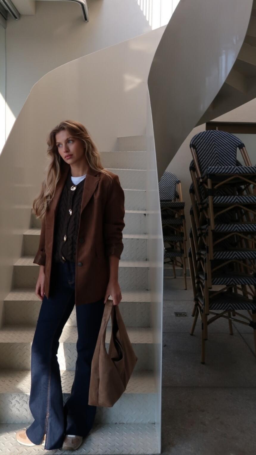 Kreirali smo za vas kompletan office look sa 4 Stradivarius favorita