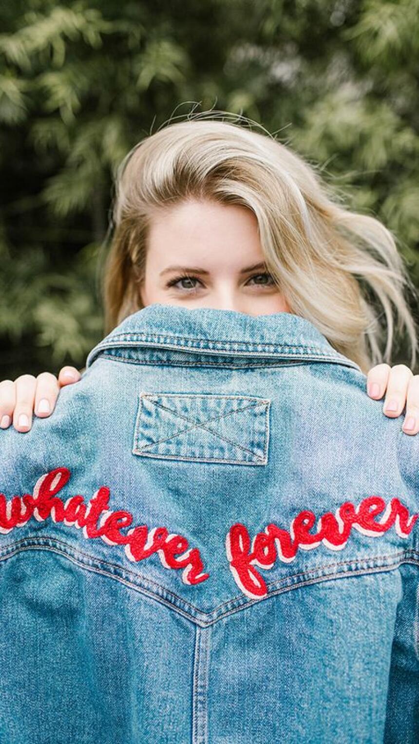 Pronašli smo 2 cool DIY ideje uz koje možete personalizirati svoju jeans jaknu