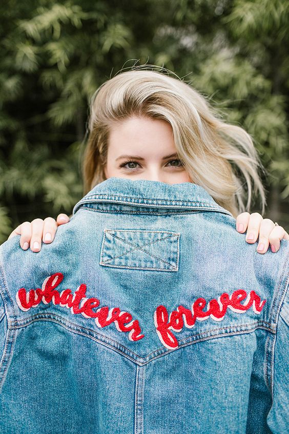 Pronašli smo 2 cool DIY ideje uz koje možete personalizirati svoju jeans jaknu