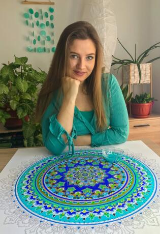 Upoznajte Ailin – umjetnicu iz Tuzle čije živopisne mandale kradu simpatije 36k ljudi na Instagramu