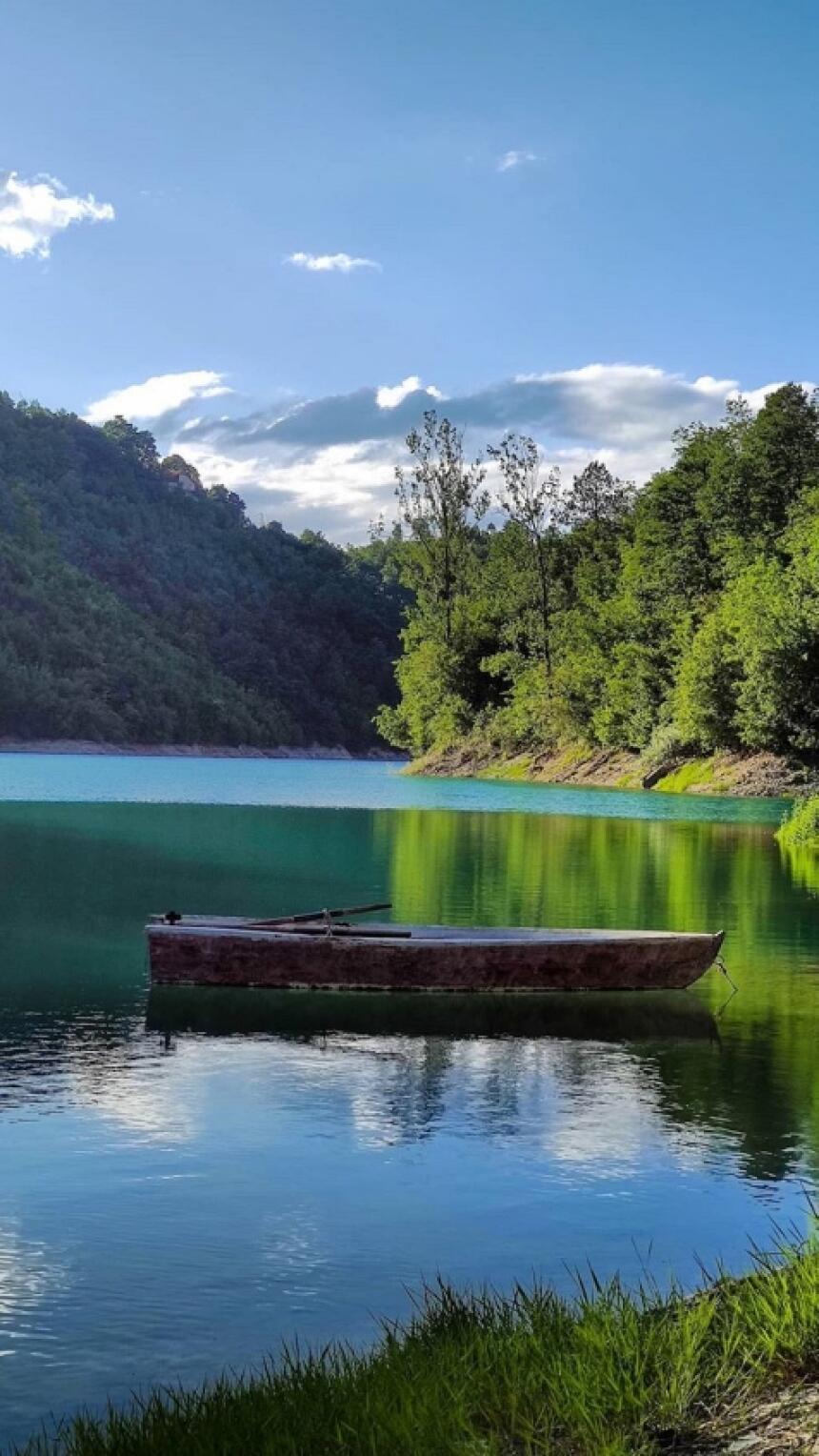 Pogledajte zašto su jezera u blizini Jablanice savršena destinacija za ljetni odmor