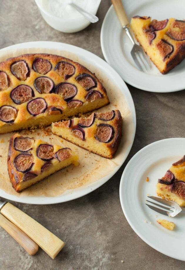 Desert sa smokvama kojem poseban okus daje maslinovo ulje
