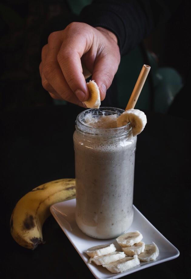 Banana smoothie koji će vam vratiti energiju nakon novogodišnjeg provoda