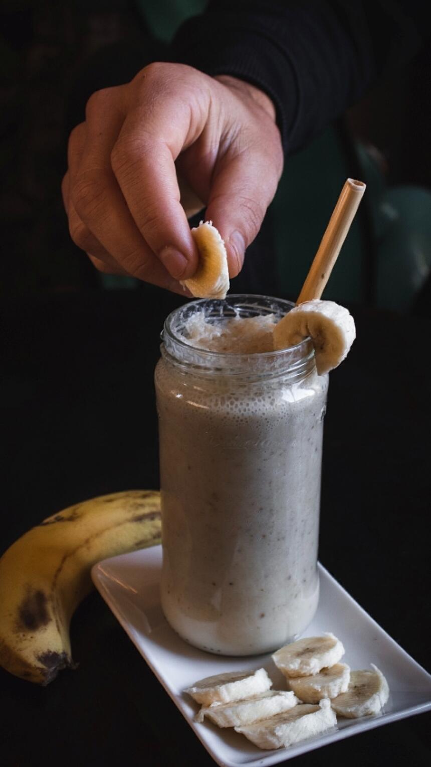 Banana smoothie koji će vam vratiti energiju nakon novogodišnjeg provoda